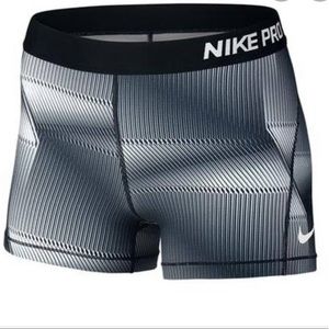 Black and white Nike pros. Gently used